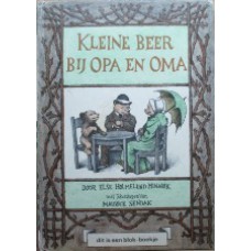 Kleine beer bij opa en oma